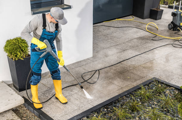 Fence Pressure Washing in Travis Ranch, TX
